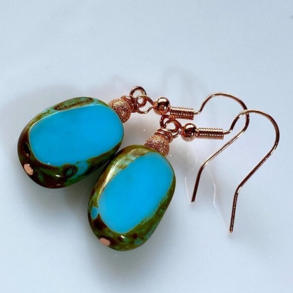 ❤️ Turquoise Picasso Czech Pressed Table Cut Glass Earrings - Picture 3 of 10